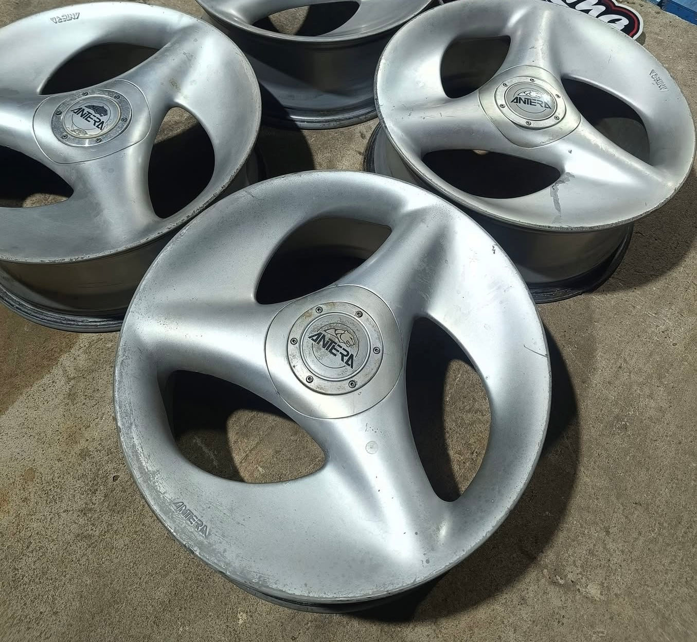 Antera 17” 5/100 set.