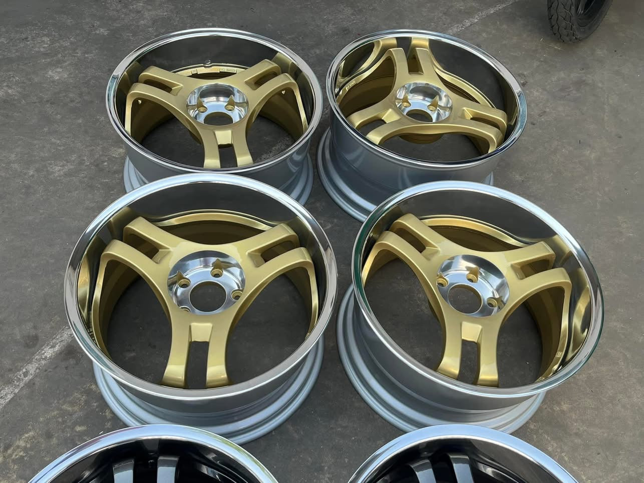 Super advan v1. 17” set. 5x114.3