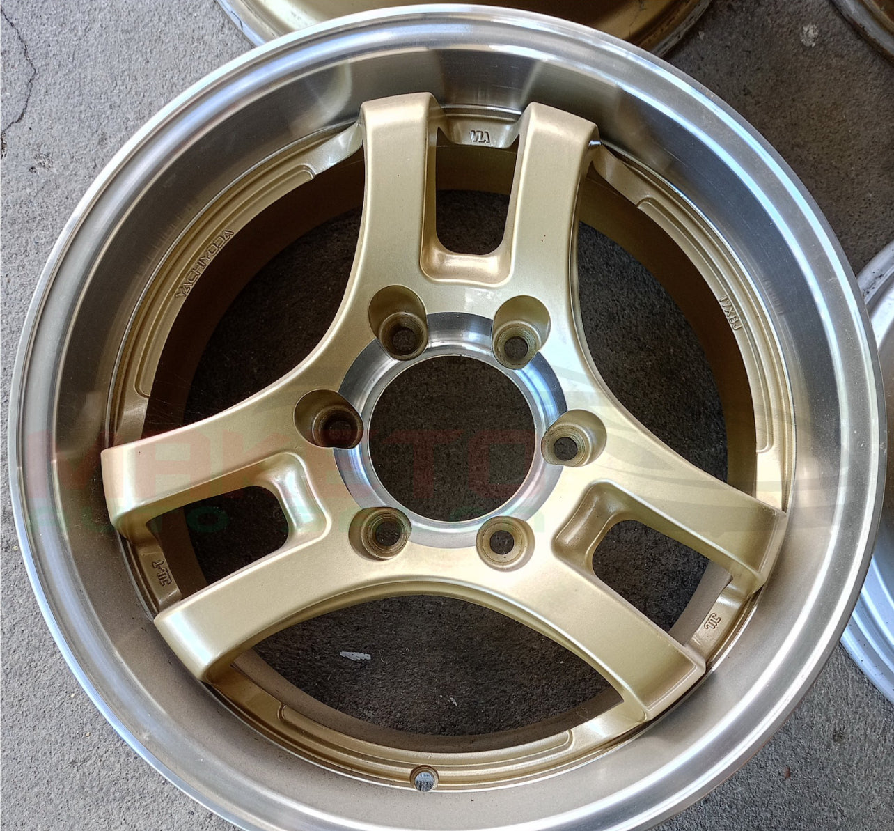 TAM tri spoke 17” 6/139.7